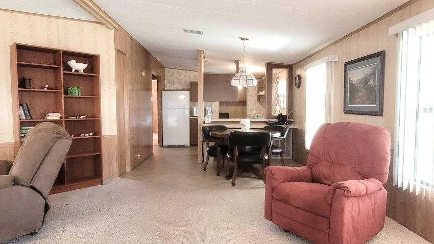 210 Sweet Circle a Winter Haven, FL Mobile or Manufactured Home for Sale